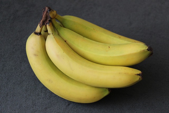 Banana (1kg)